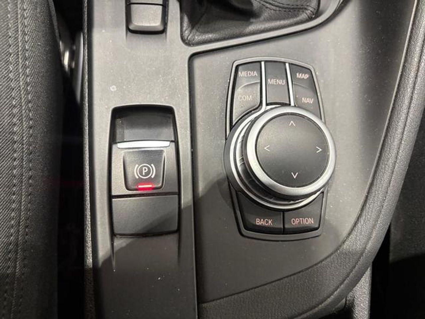 BMW X1 sDrive18i 100 kW (136 CV)