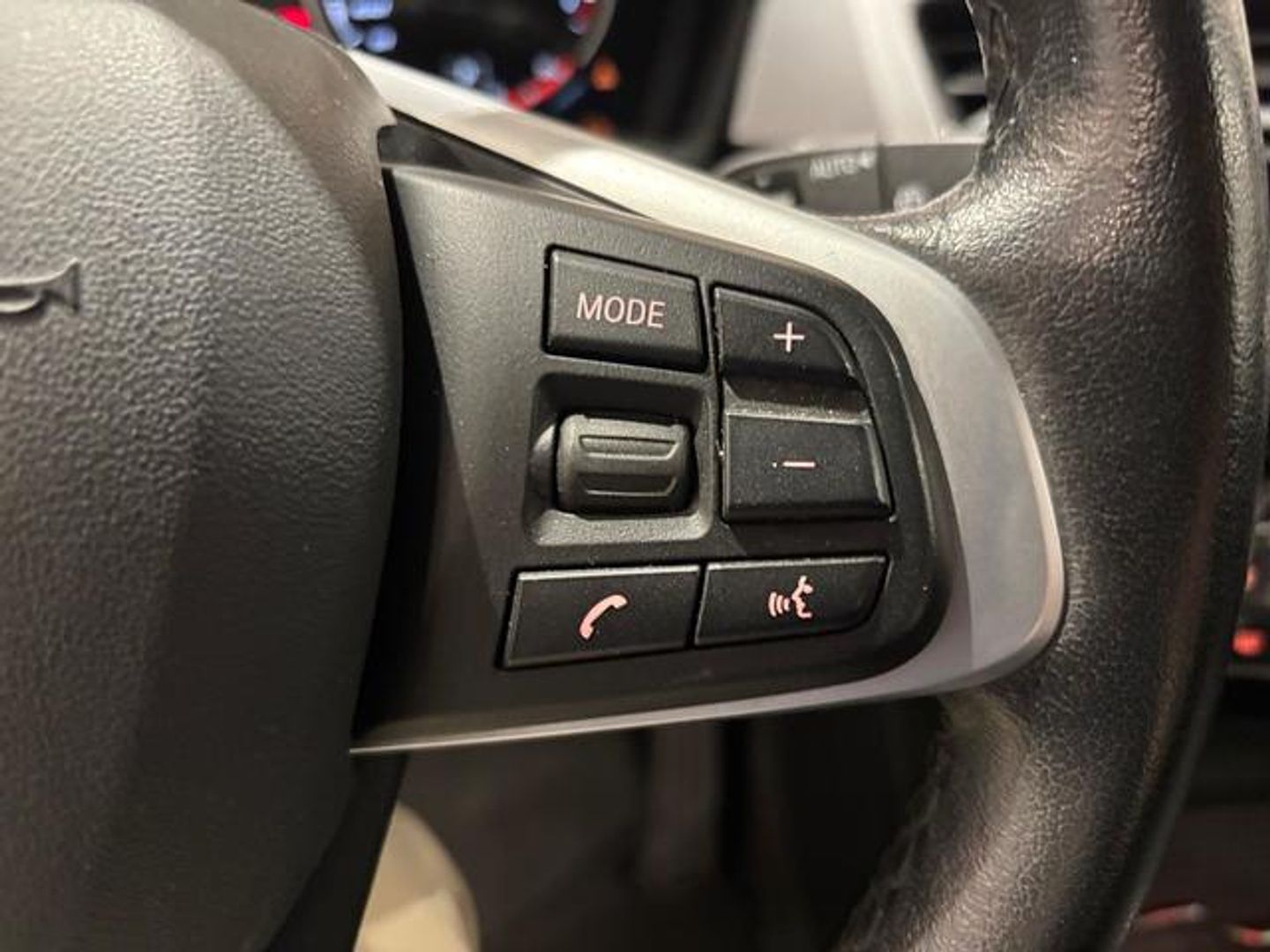 BMW X1 sDrive18i 100 kW (136 CV)