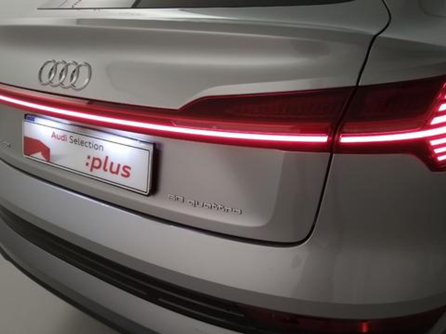 Audi e-tron Sportback Advanced e-tron 50 quattro 230 kW (313 CV)