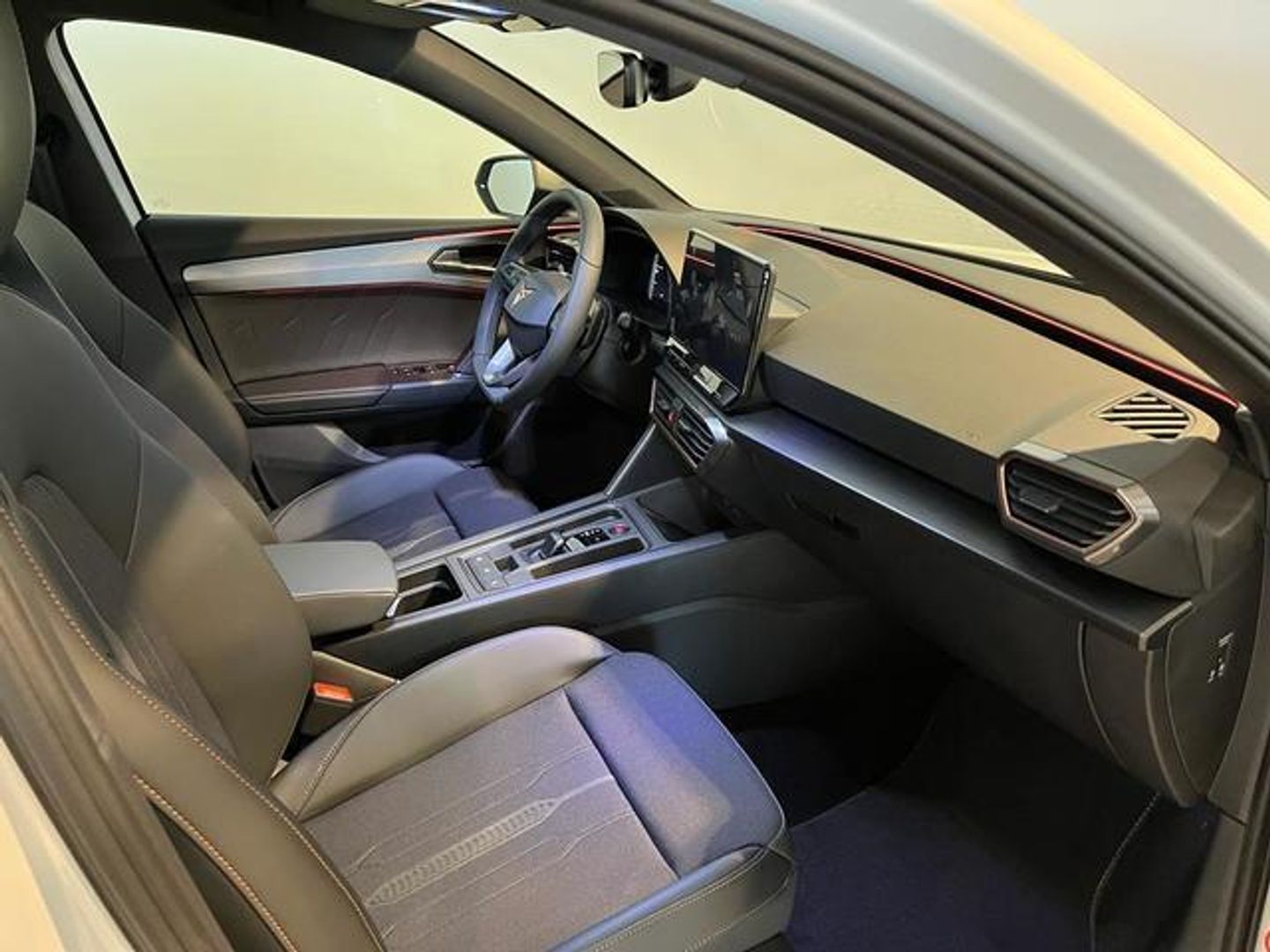 CUPRA Leon 1.5 eTSI DSG 110 kW (150 CV)