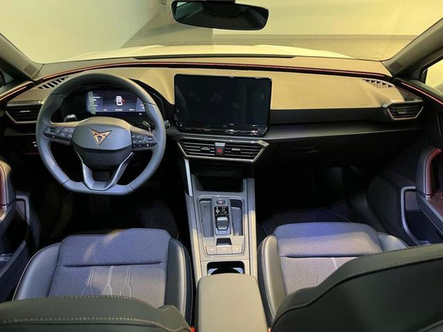 CUPRA Leon 1.5 eTSI DSG 110 kW (150 CV)