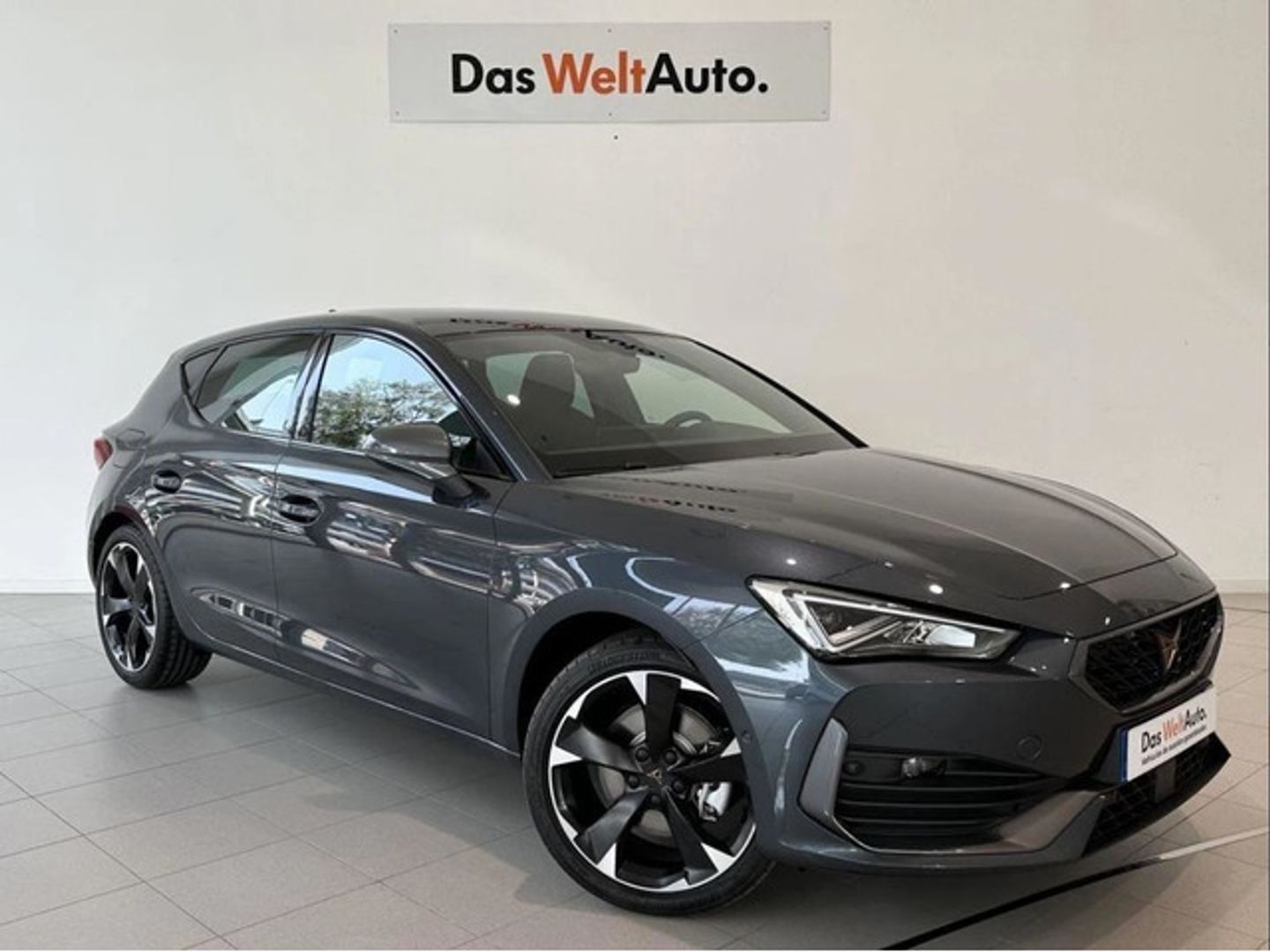 Cupra Leon 1.5 eTSI - Gris Sedan