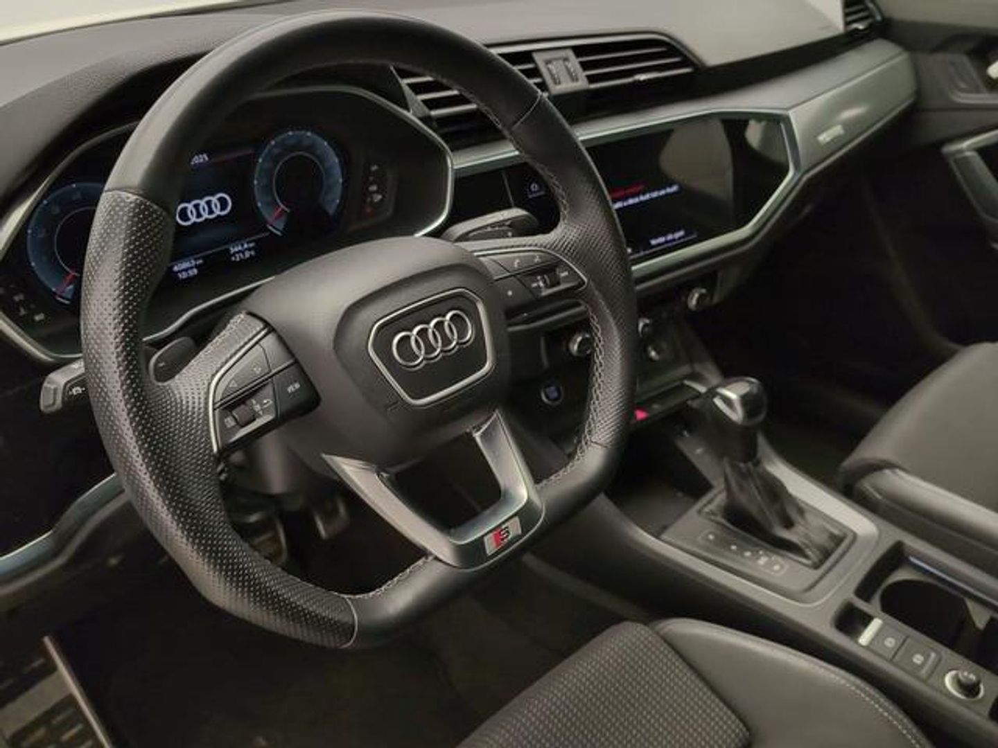 Audi Q3 Black line 35 TFSI 110 kW (150 CV) S tronic