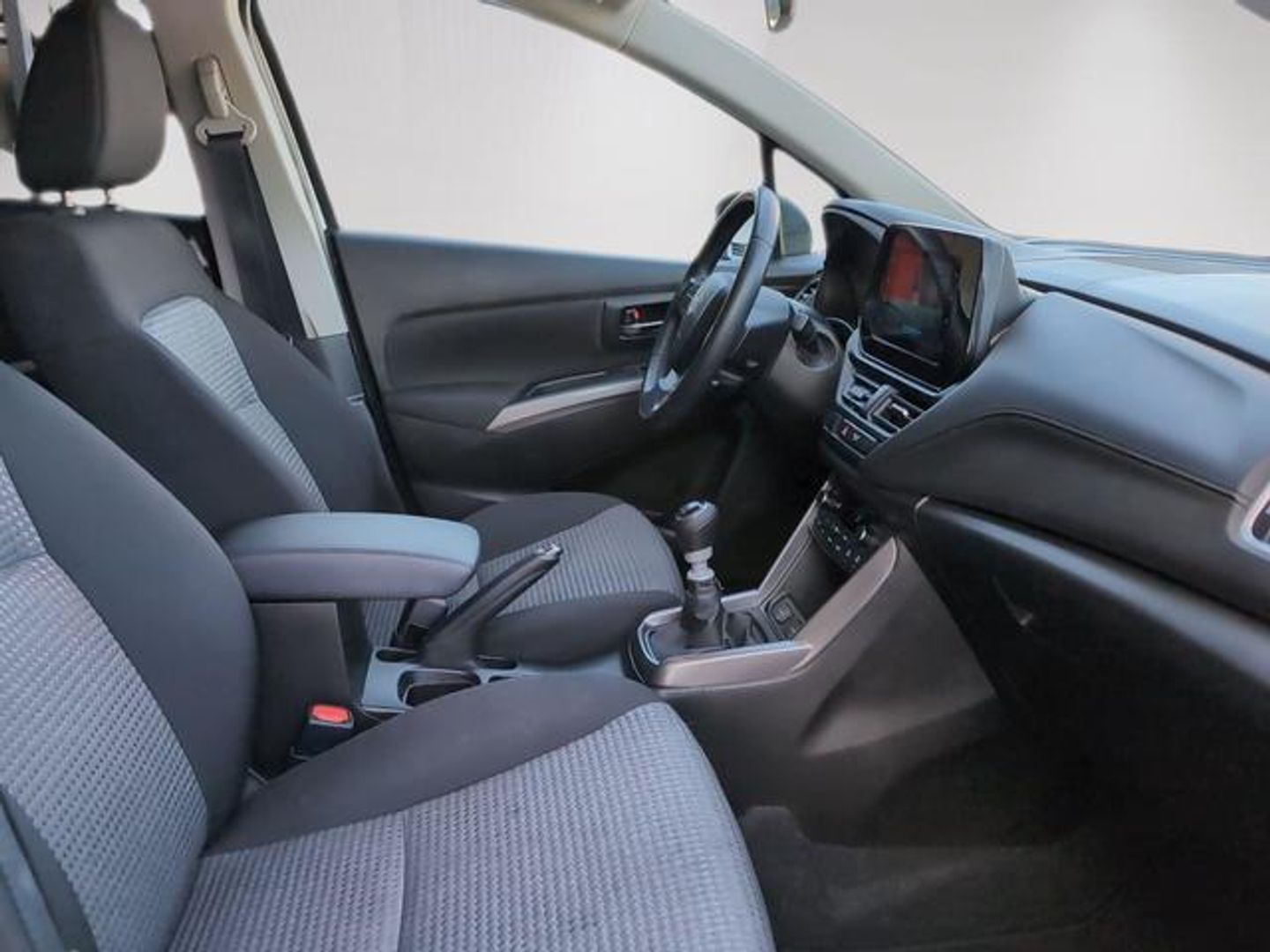 Suzuki S-Cross 1.4T Mild Hybrid S2 95 kW (129 CV)