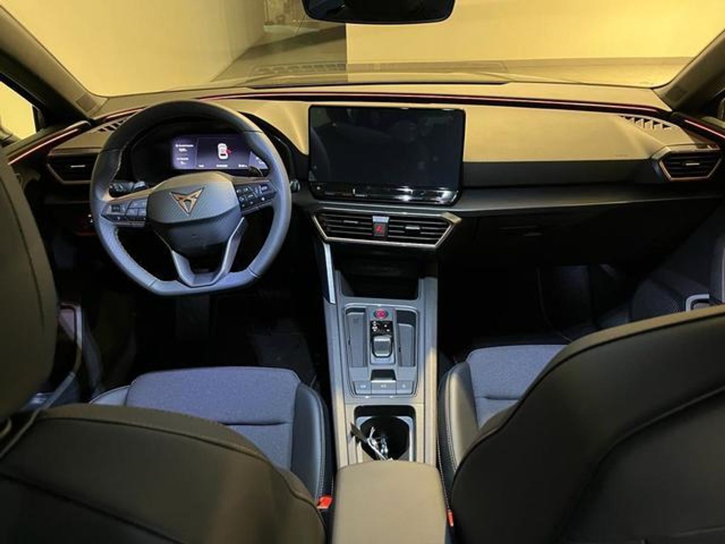 CUPRA Leon 1.5 eTSI DSG 110 kW (150 CV)