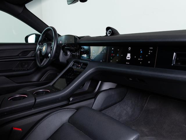 Porsche Taycan 4S Sport Turismo 390 kW (530 CV)