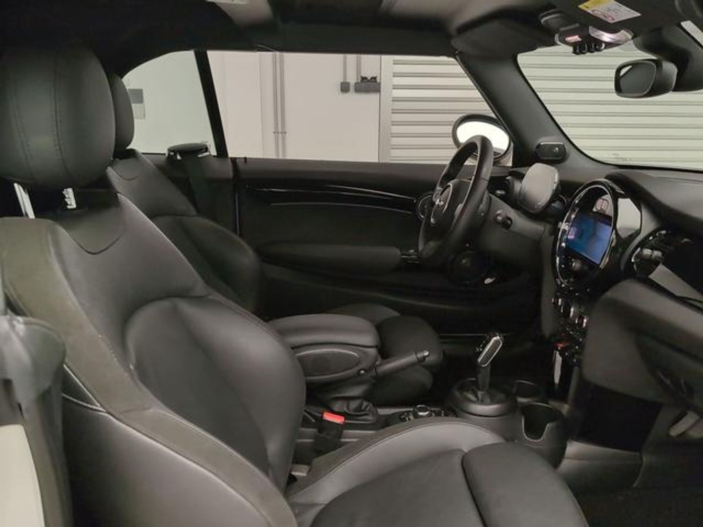 MINI MINI Cabrio Cooper 100 kW (136 CV)