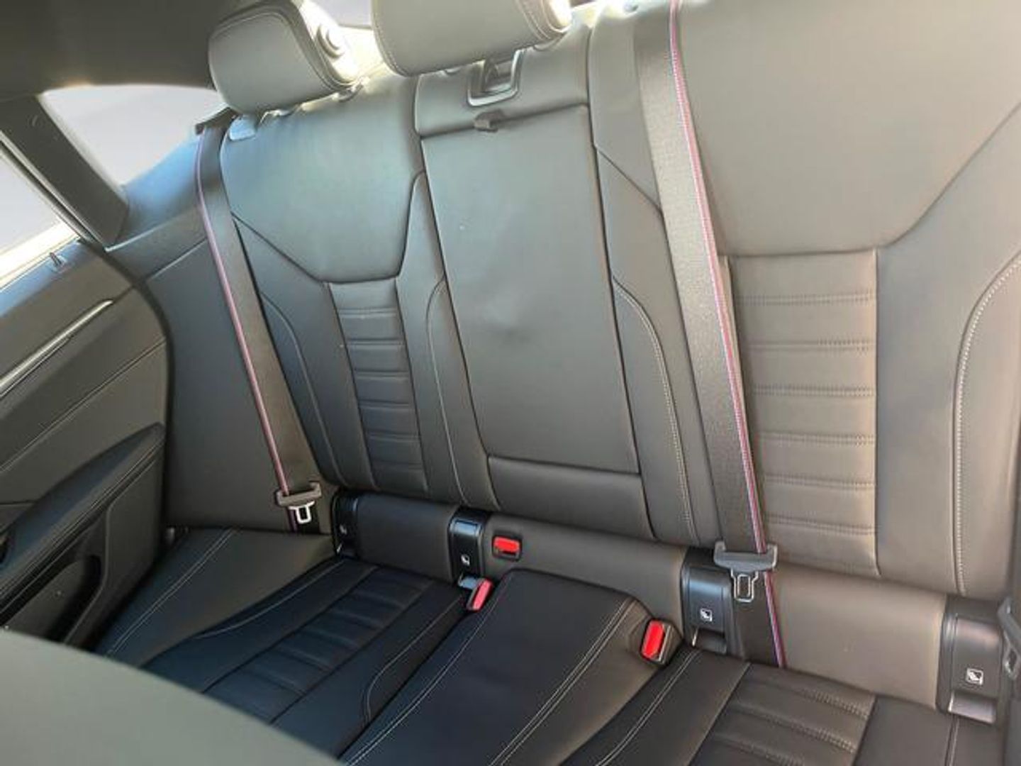 BMW i4 eDrive40 250 kW (340 CV)