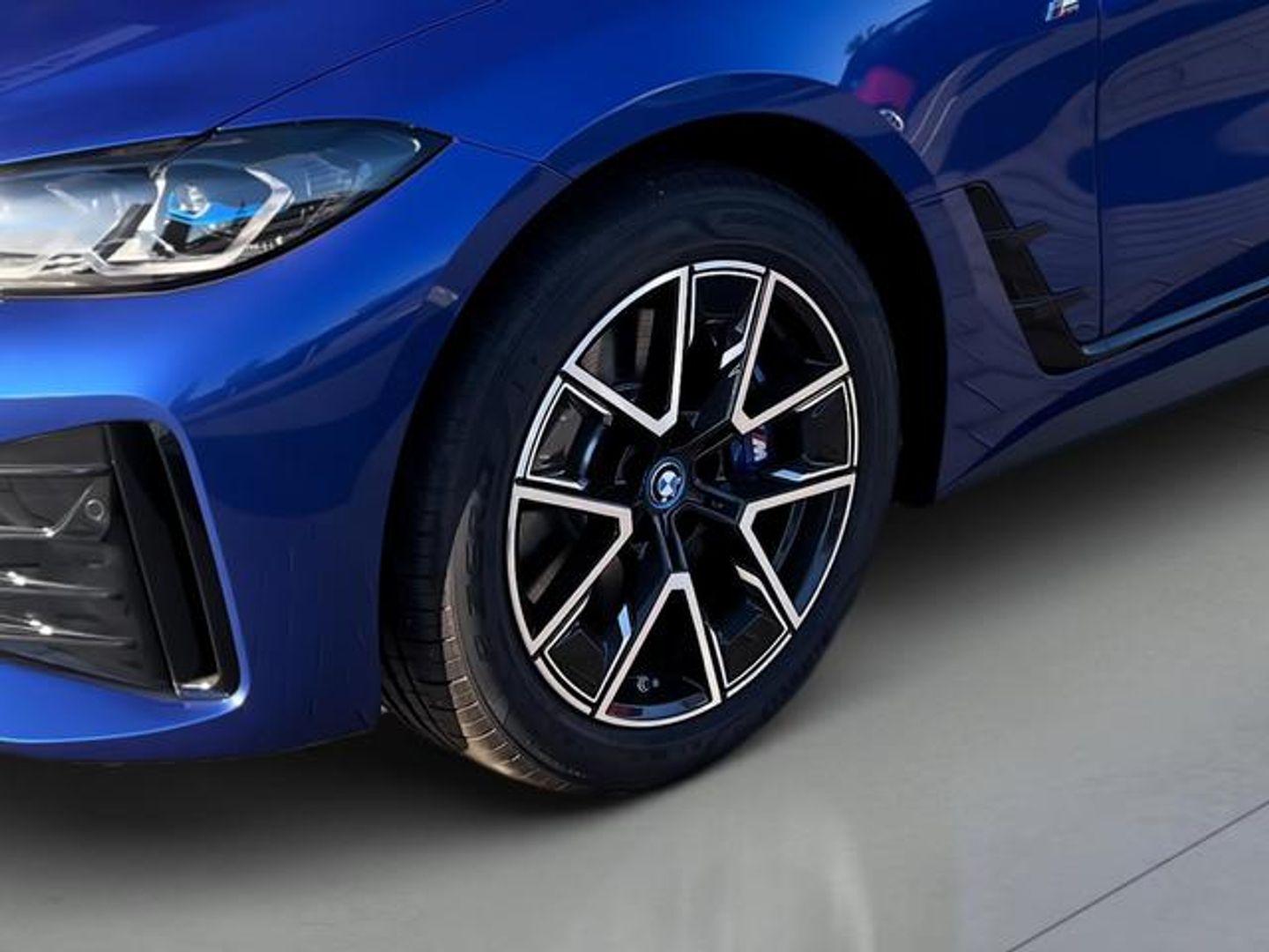 BMW i4 eDrive40 250 kW (340 CV)