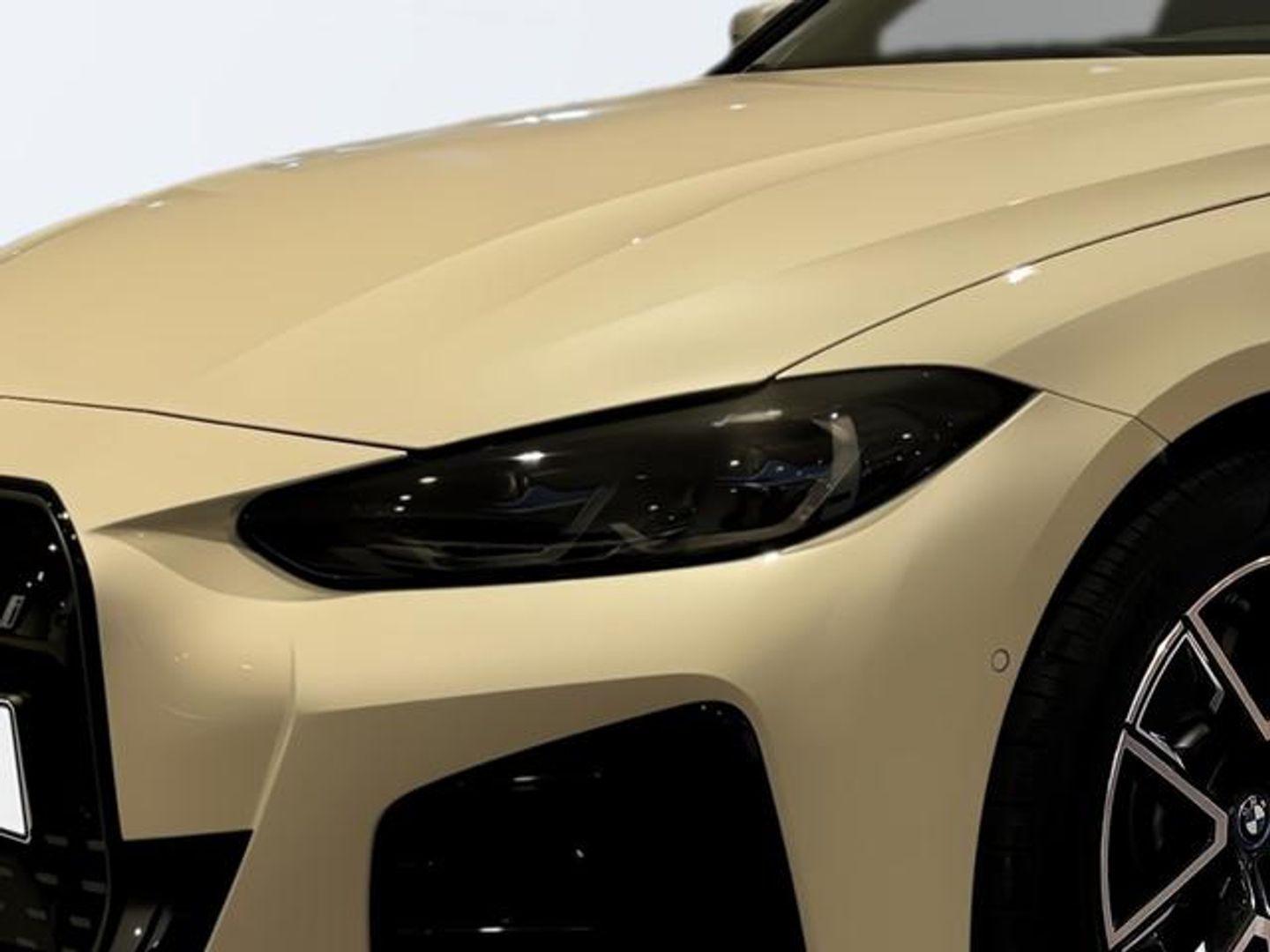 BMW i4 eDrive40 250 kW (340 CV)