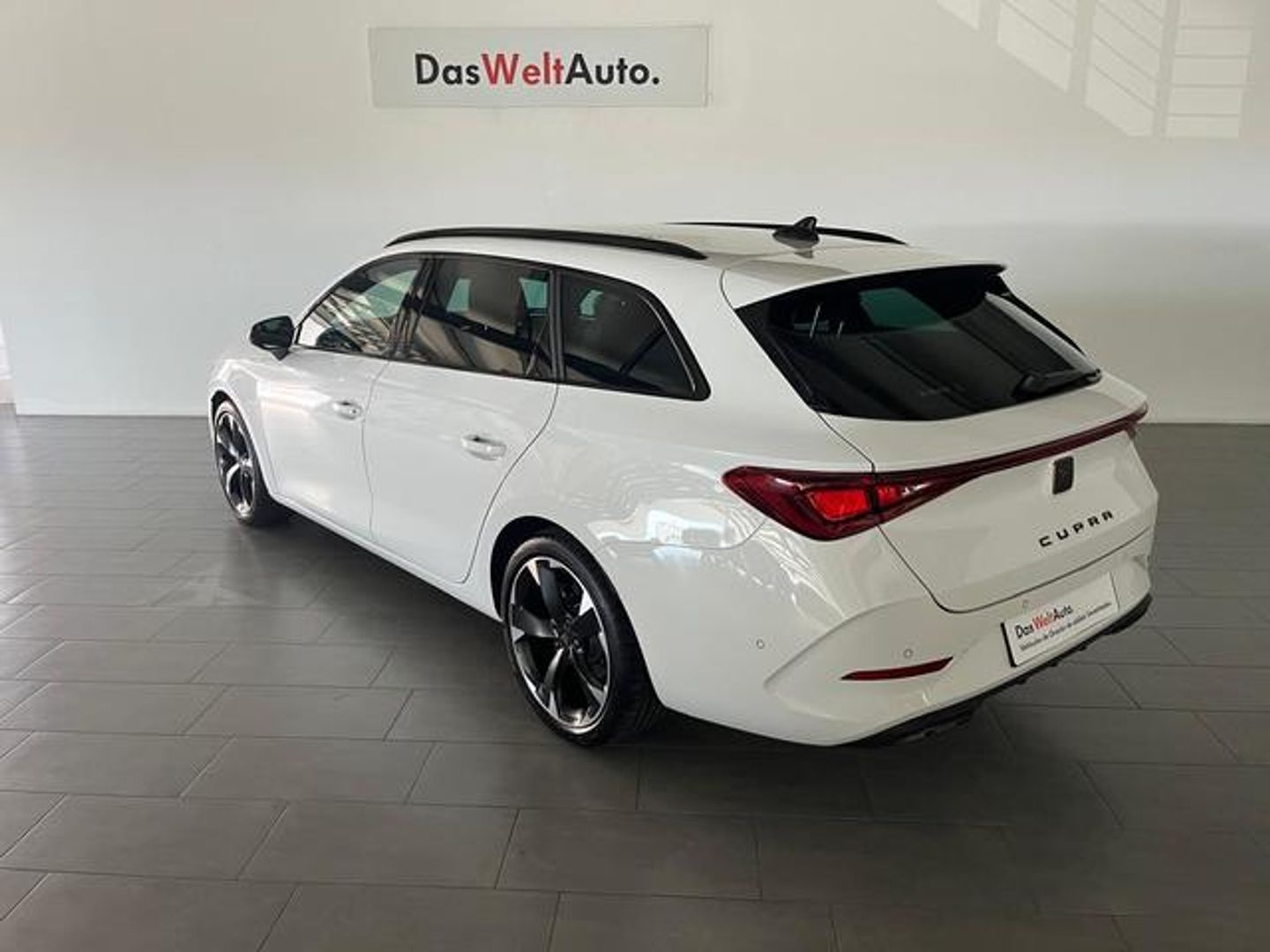 CUPRA Leon Sportstourer 1.5 eTSI DSG 110 kW (150 CV)
