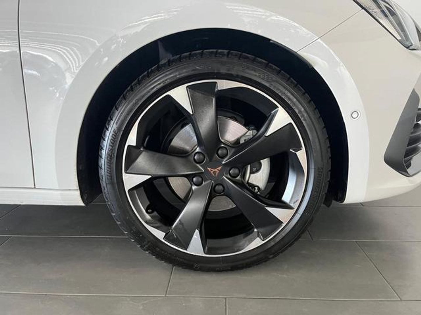 CUPRA Leon Sportstourer 1.5 eTSI DSG 110 kW (150 CV)