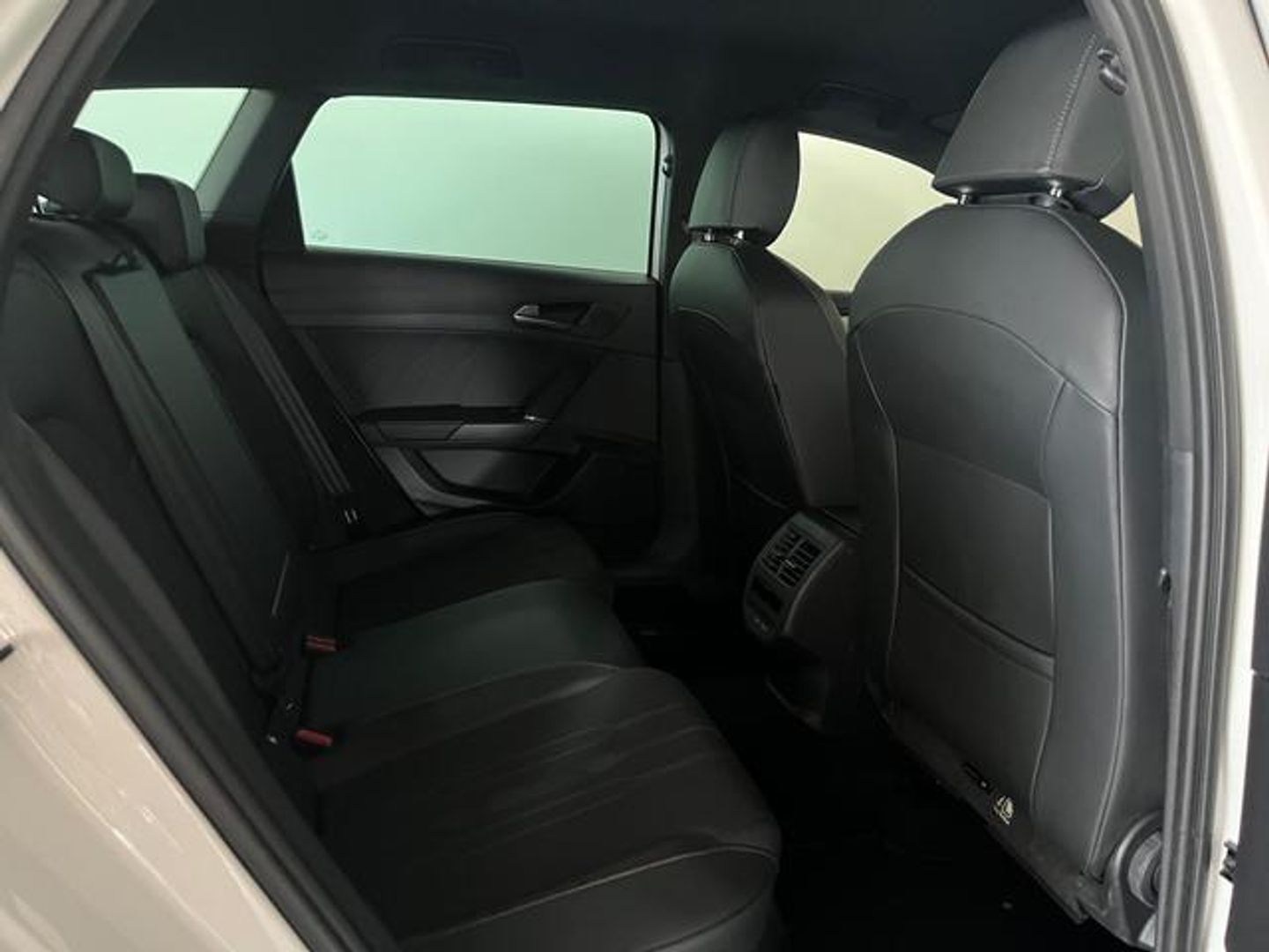 CUPRA Leon Sportstourer 1.5 eTSI DSG 110 kW (150 CV)