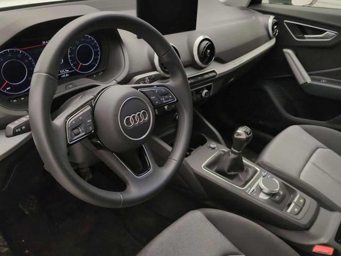 Audi Q2 S line 30 TFSI 81 kW (110 CV)