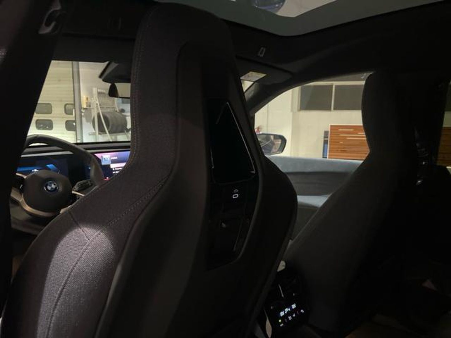 BMW iX xDrive40 240 kW (326 CV)