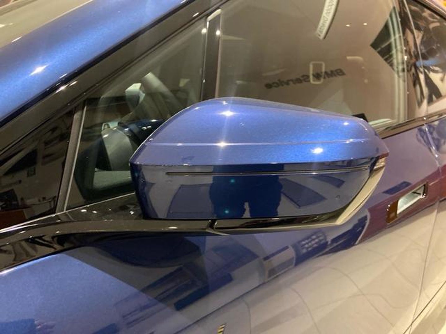 BMW iX xDrive40 240 kW (326 CV)
