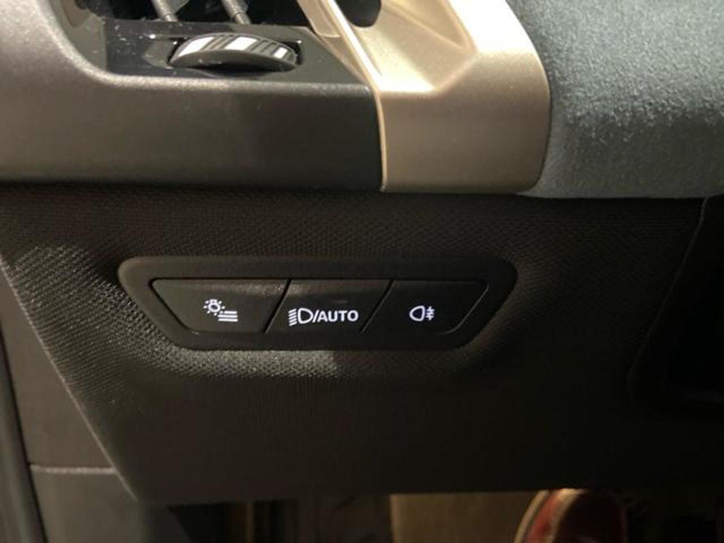 BMW iX xDrive40 240 kW (326 CV)