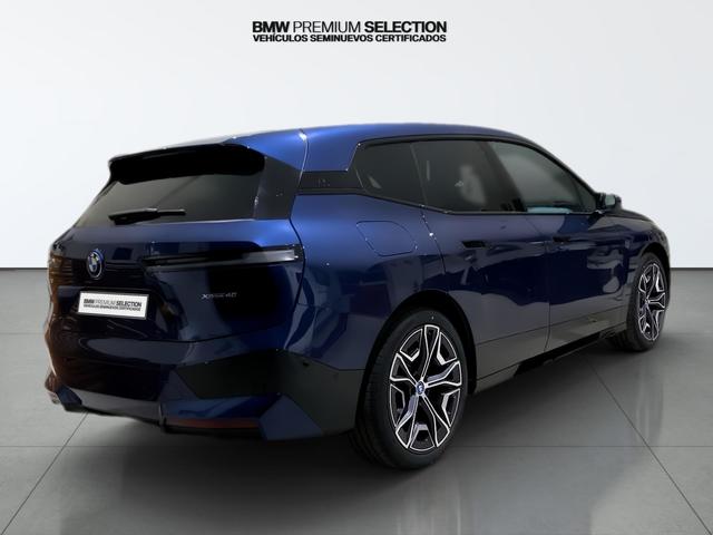 BMW iX xDrive40 240 kW (326 CV)