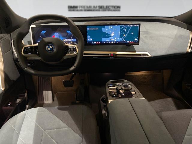 BMW iX xDrive40 240 kW (326 CV)