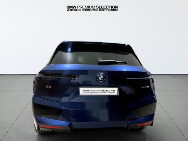 BMW iX xDrive40 240 kW (326 CV)