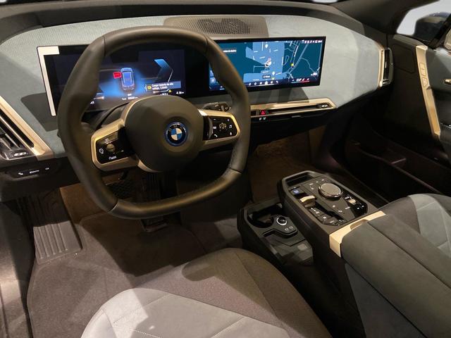 BMW iX xDrive40 240 kW (326 CV)
