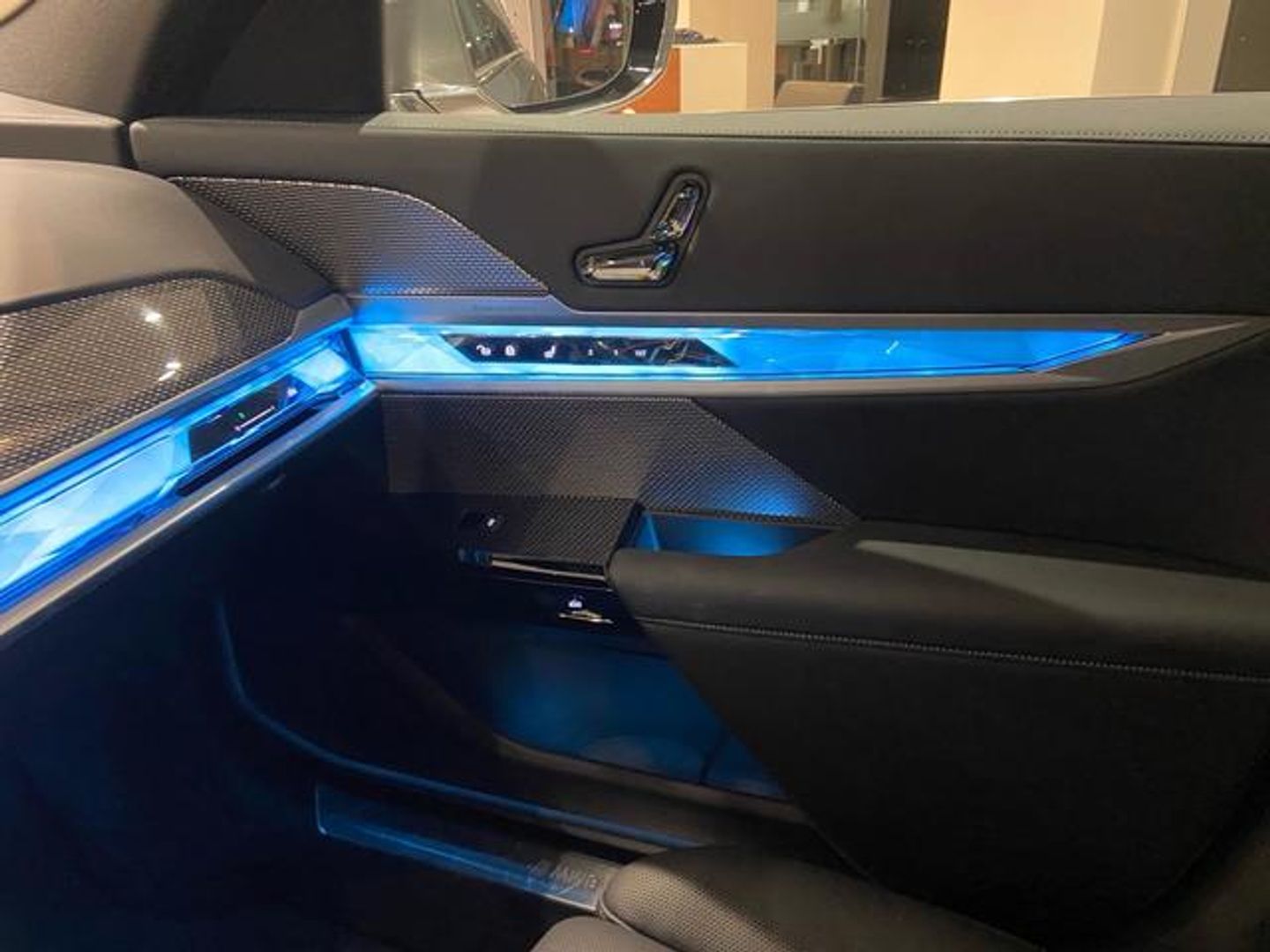 BMW i7 xDrive60 400 kW (544 CV)