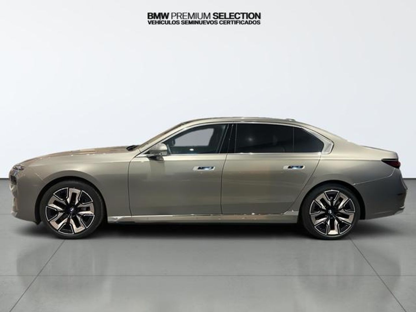 BMW i7 xDrive60 400 kW (544 CV)