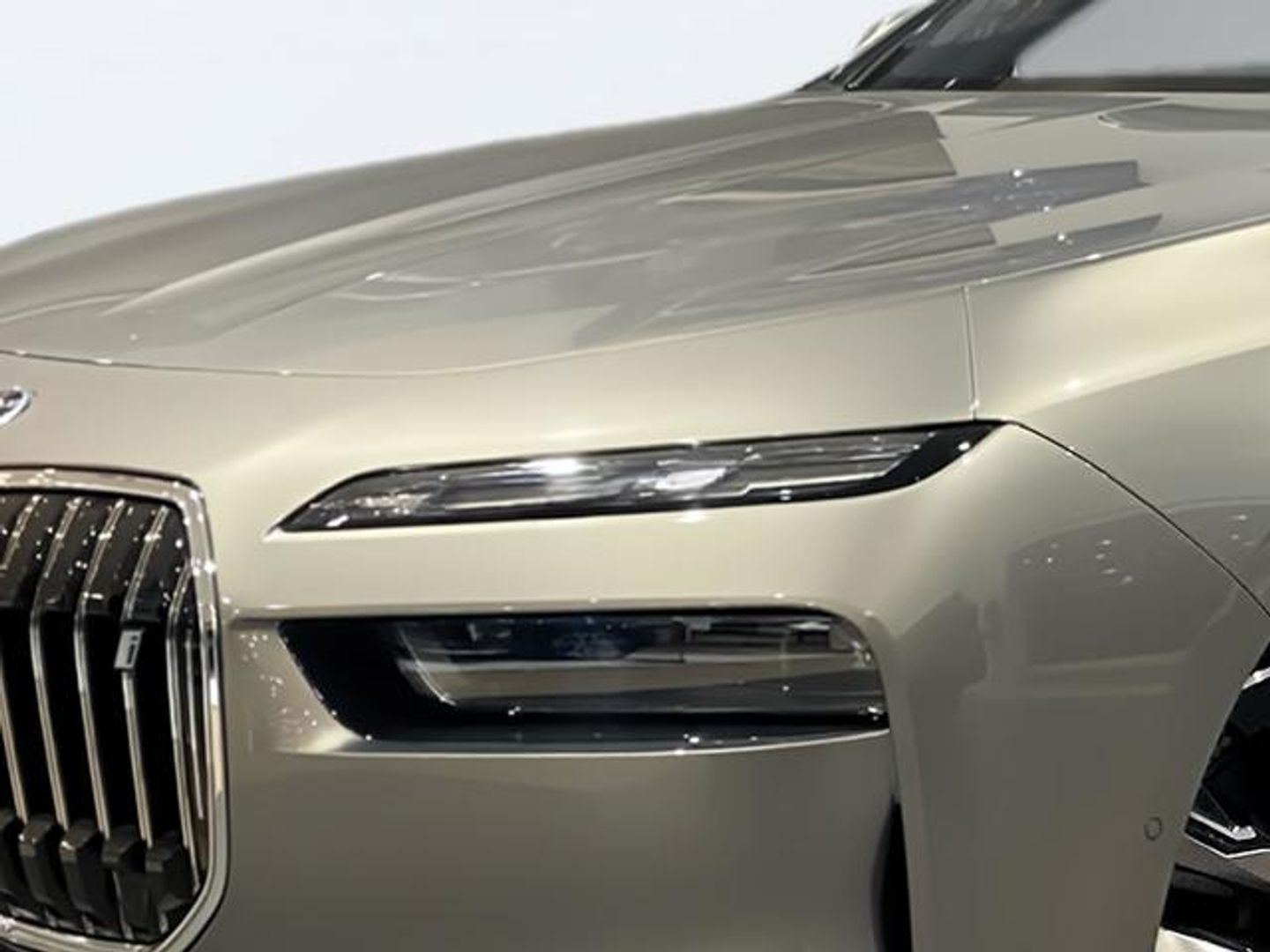 BMW i7 xDrive60 400 kW (544 CV)