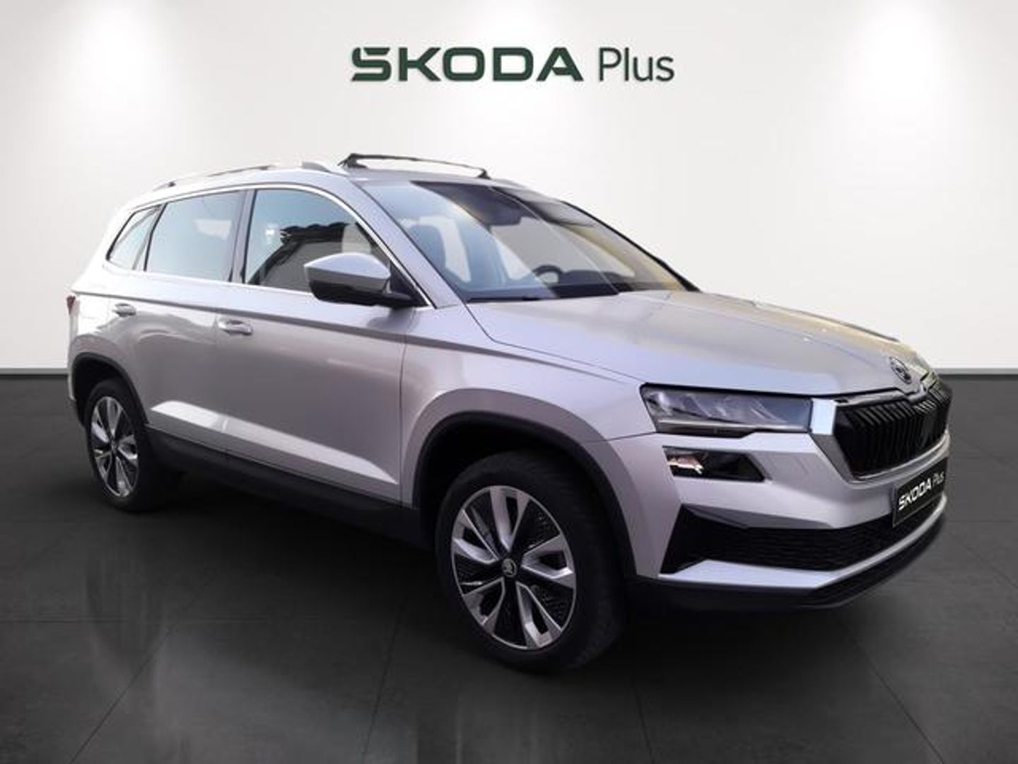 Skoda Karoq 1.5 TSI ACT Style DSG 110 kW (150 CV) Gris Plata SUV