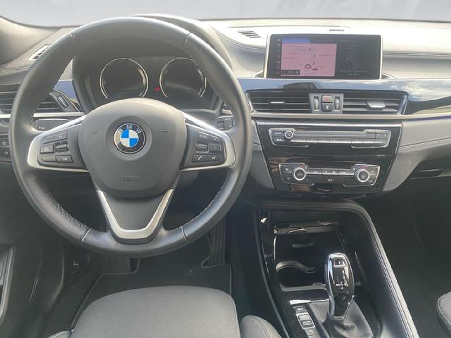BMW X2 sDrive18i 103 kW (140 CV)
