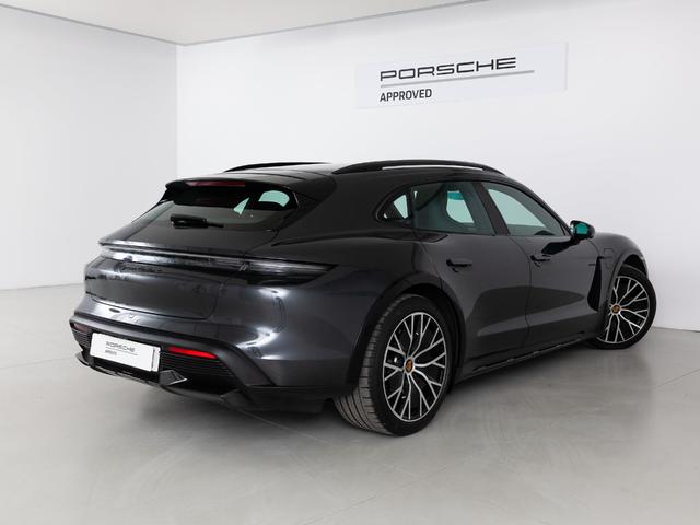 Porsche Taycan Turbo S Cross Turismo 560 kW (761 CV)