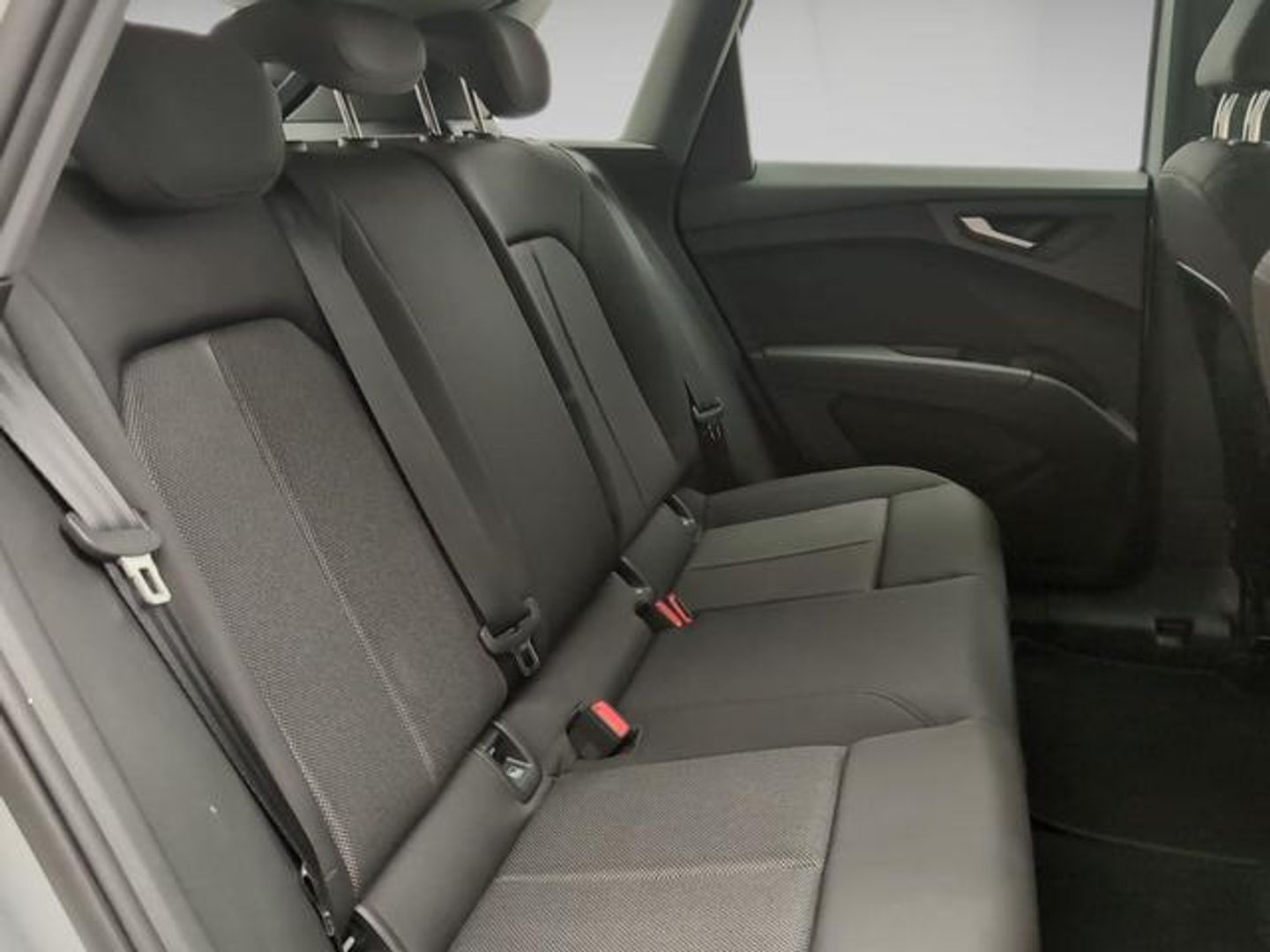 Audi Q4 e-tron Advanced 40 e-tron 150 kW (204 CV)