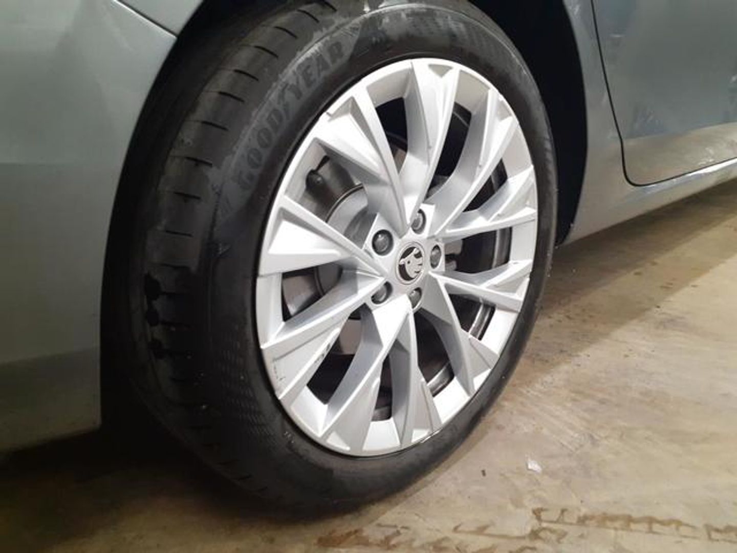 Skoda Superb Combi 2.0 TDI Selection DSG 110 kW (150 CV)