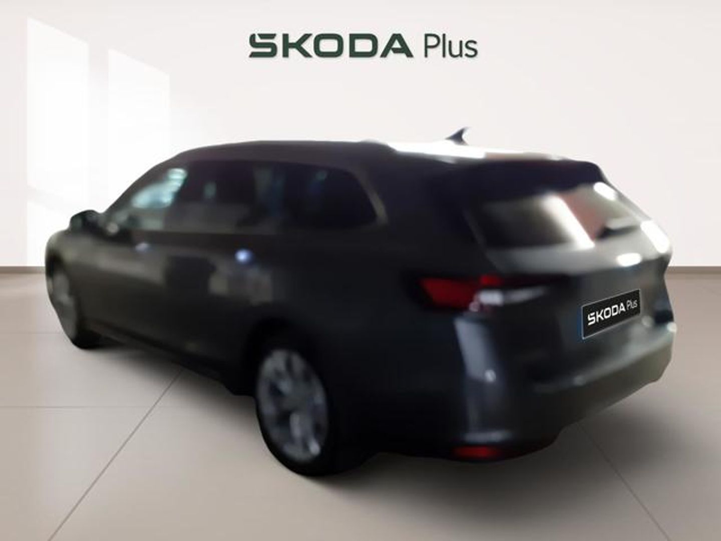 Skoda Superb Combi 2.0 TDI Selection DSG 110 kW (150 CV)