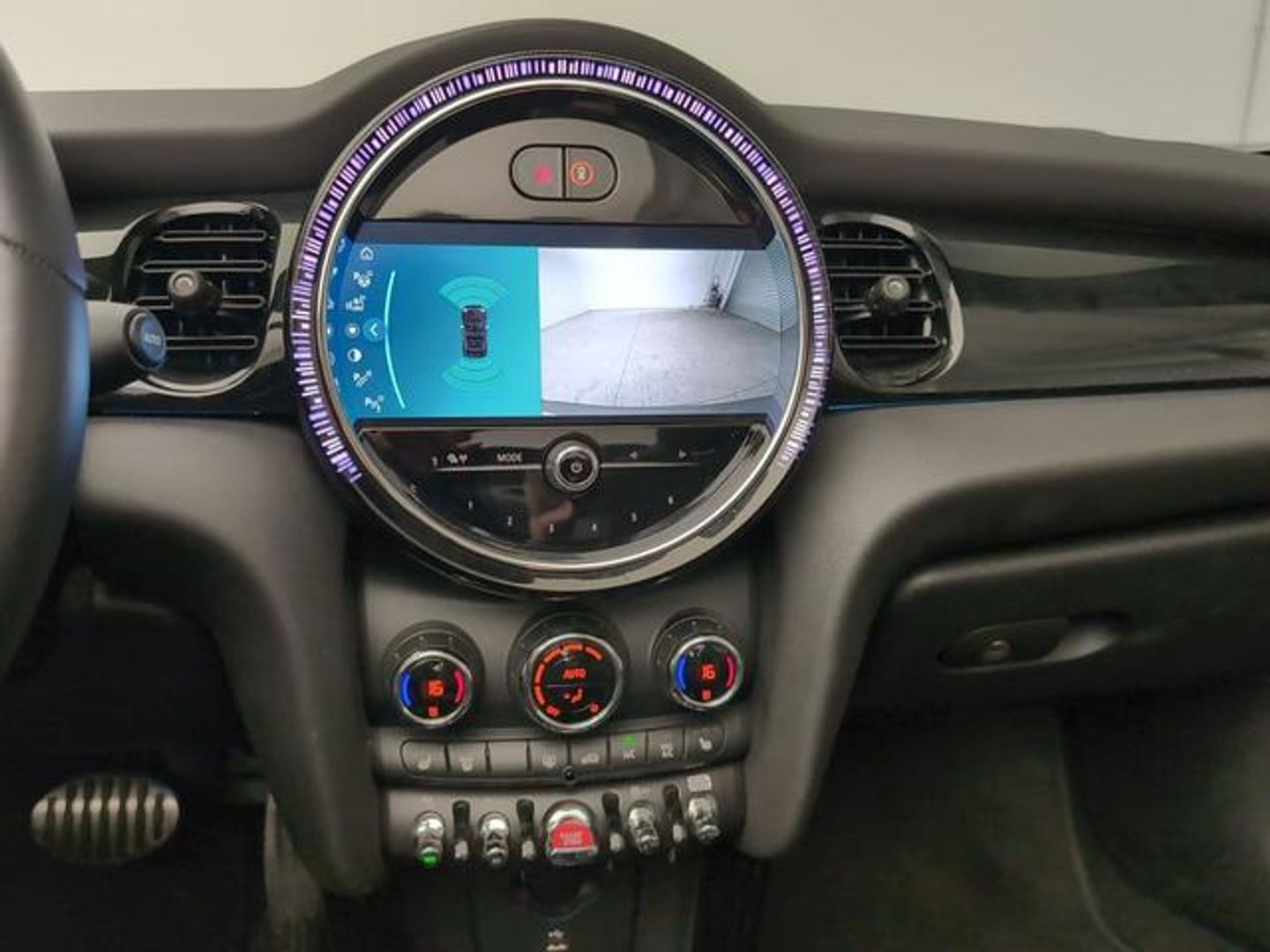 MINI MINI Cabrio Cooper 100 kW (136 CV)