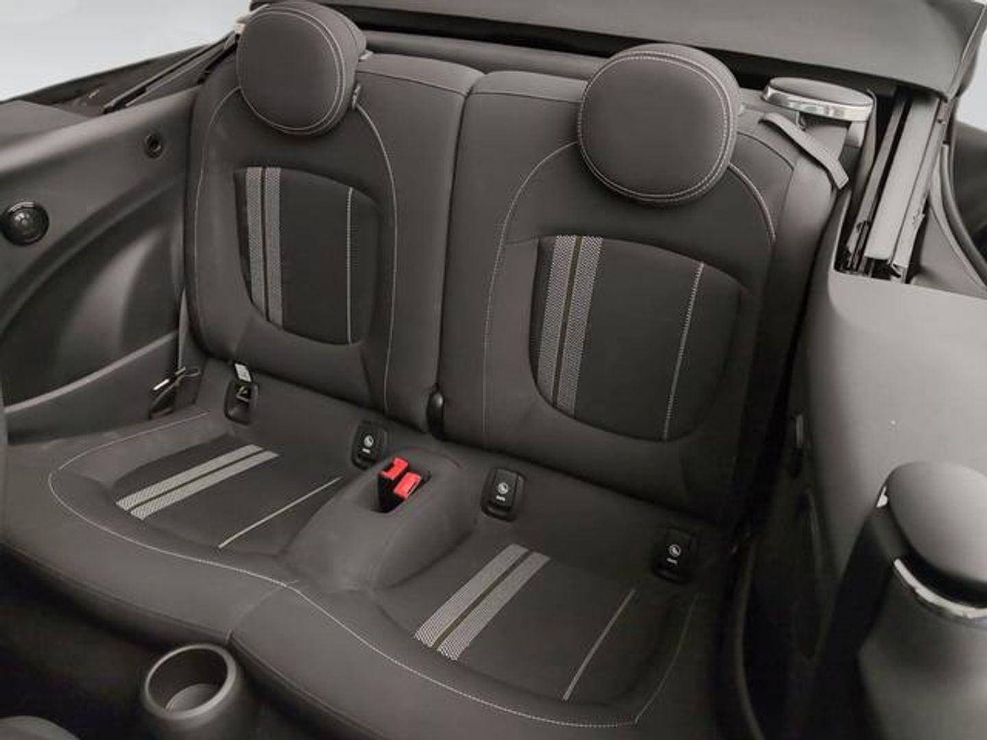 MINI MINI Cabrio Cooper 100 kW (136 CV)