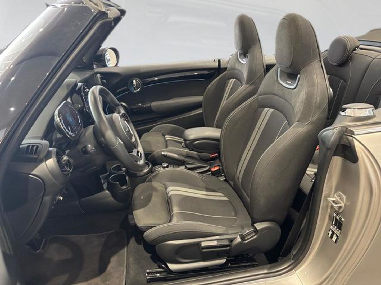MINI MINI Cabrio Cooper 100 kW (136 CV)
