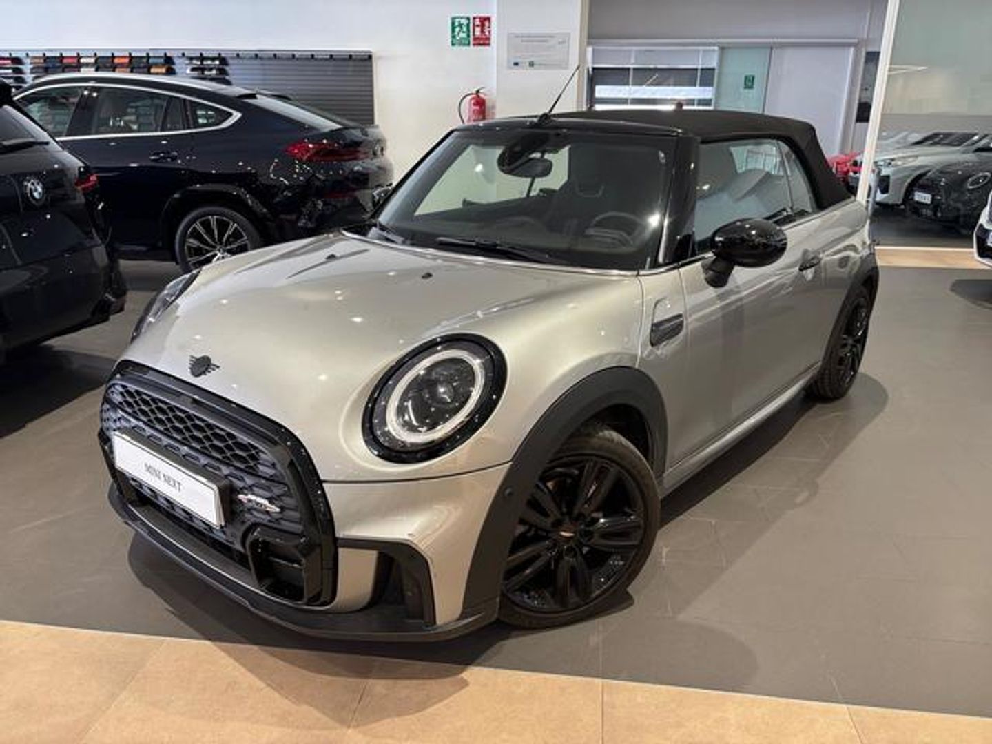 MINI MINI Cabrio Cooper 100 kW (136 CV)
