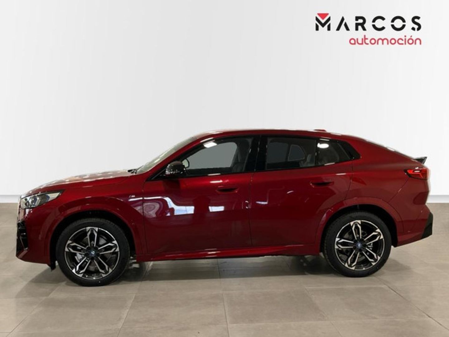 BMW iX2 eDrive20 150 kW (204 CV)