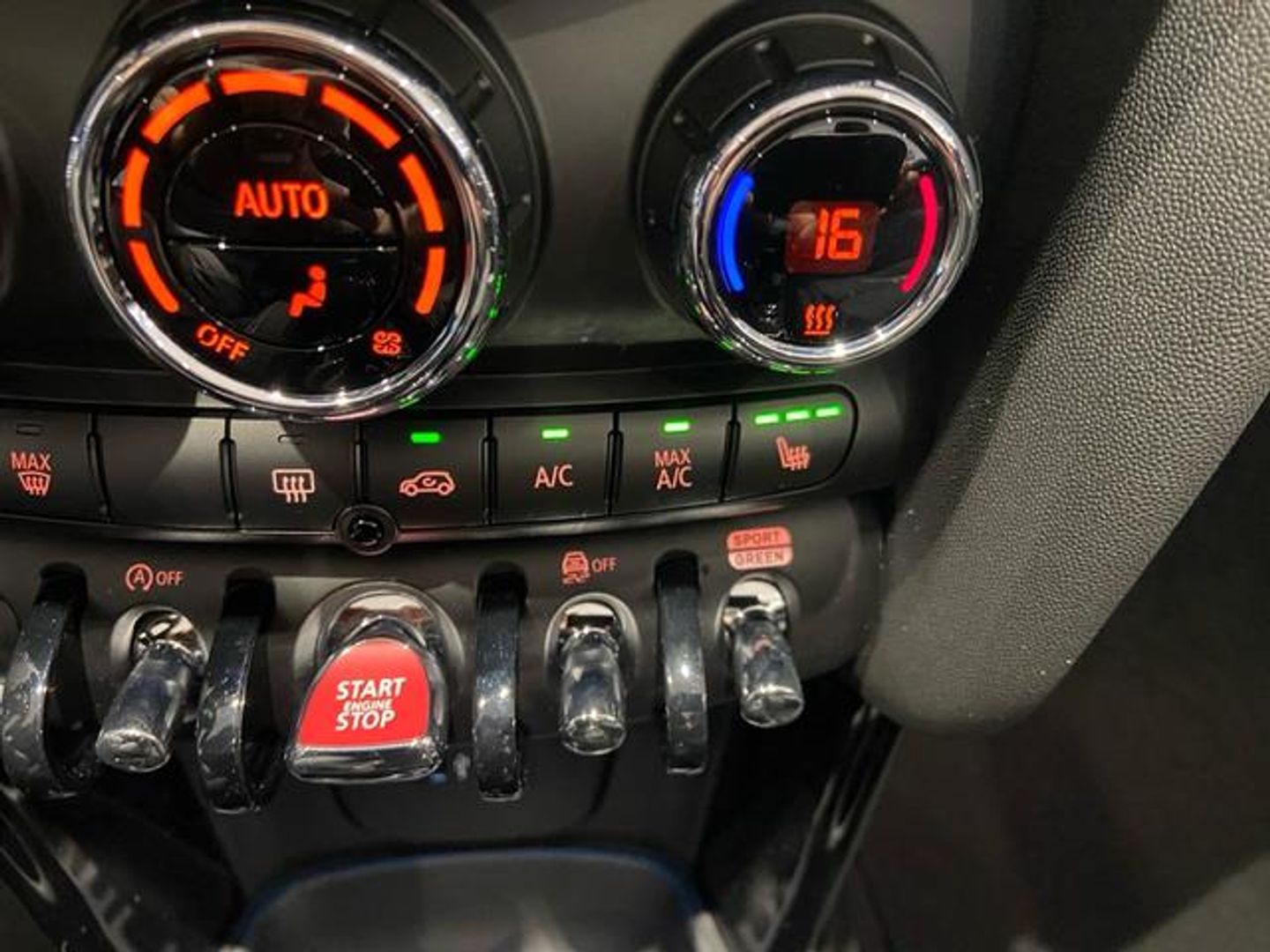 MINI MINI Cabrio Cooper S 131 kW (178 CV)