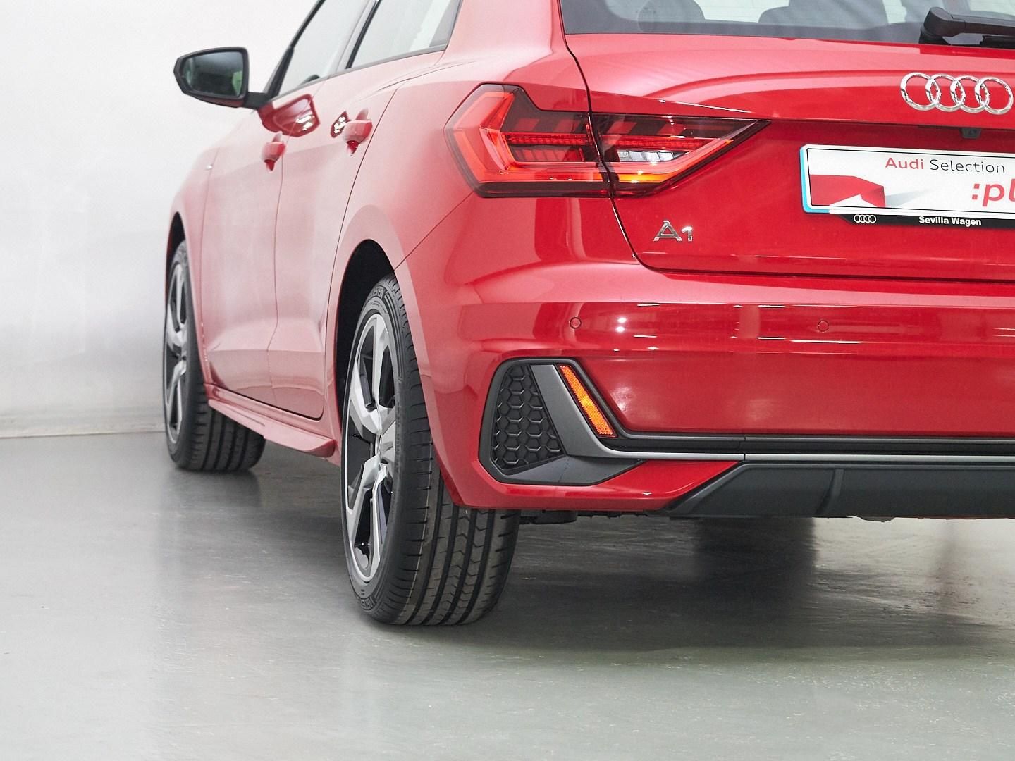 Audi A1 Sportback Adrenalin edition 30 TFSI 81 kW (110 CV) S tronic Adrenalin edition