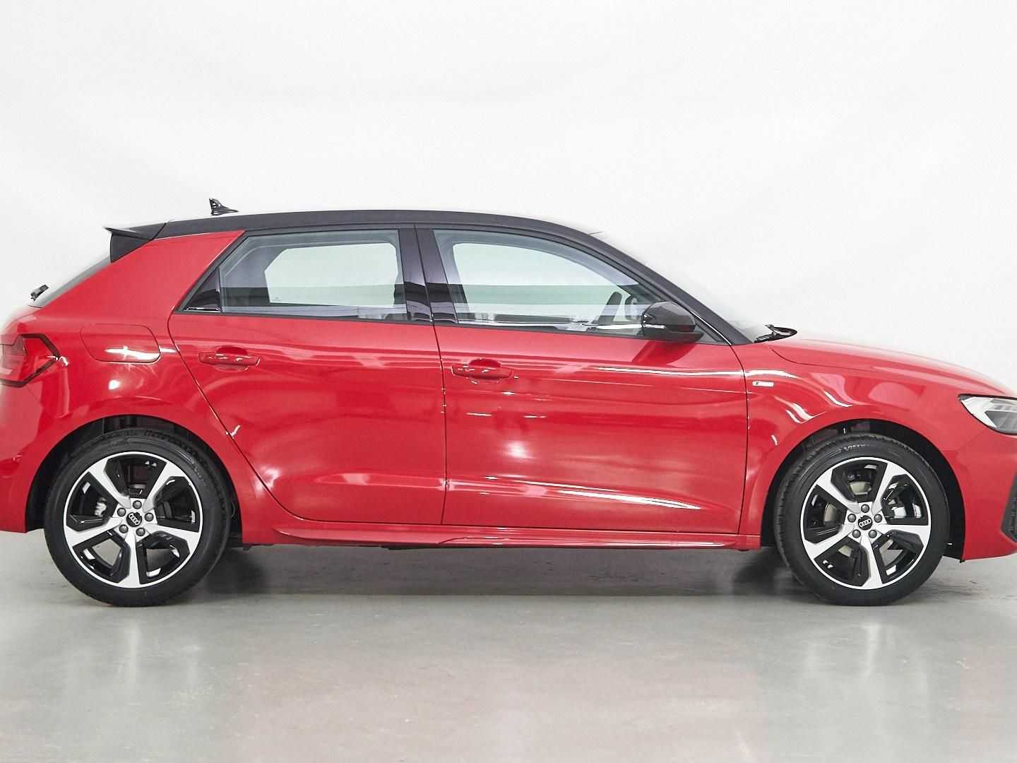 Audi A1 Sportback Adrenalin edition 30 TFSI 81 kW (110 CV) S tronic Adrenalin edition