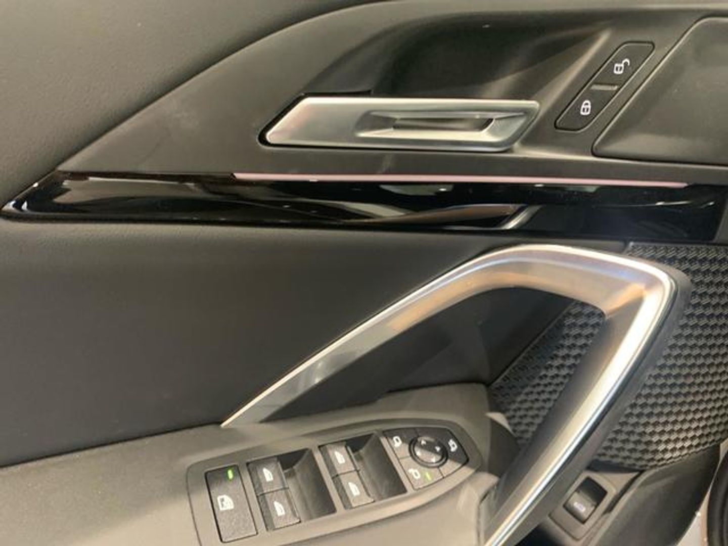 BMW iX1 eDrive20 150 kW (204 CV)