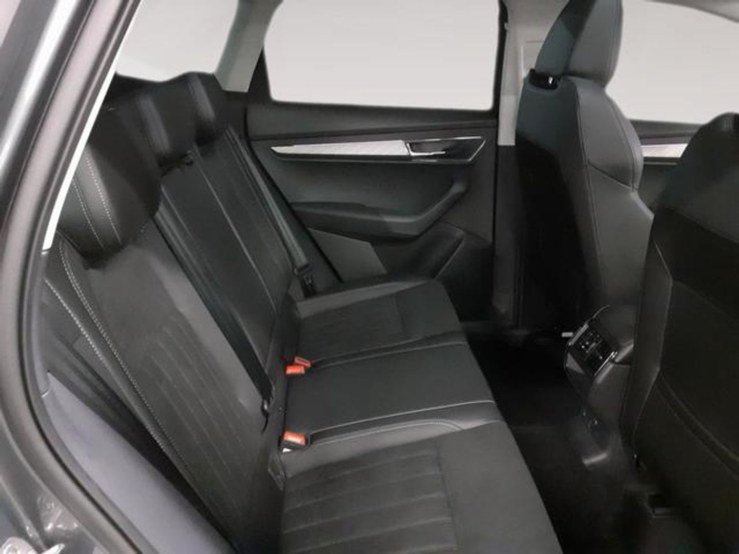 Skoda Karoq 1.5 TSI ACT Design 110 kW (150 CV)