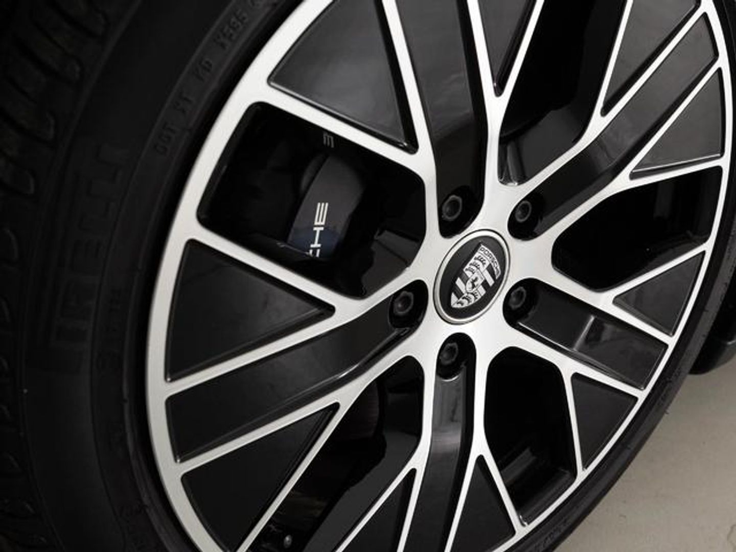 Porsche Taycan Taycan 300 kW (408 CV)
