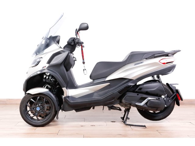 Piaggio MP3 400 HPE