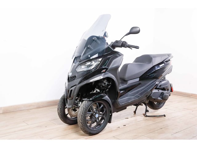 Piaggio MP3 400 HPE