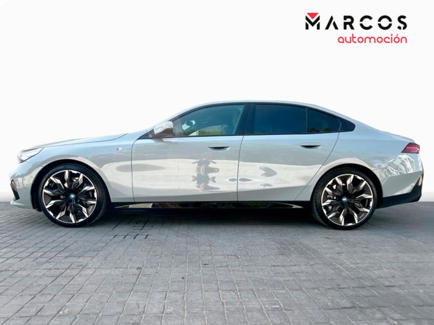 Bmw i5 eDrive40 250 kW (340 CV) -