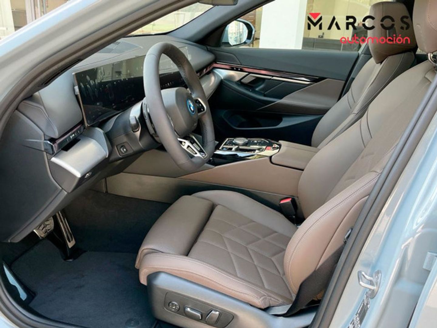 Bmw i5 eDrive40 250 kW (340 CV) -