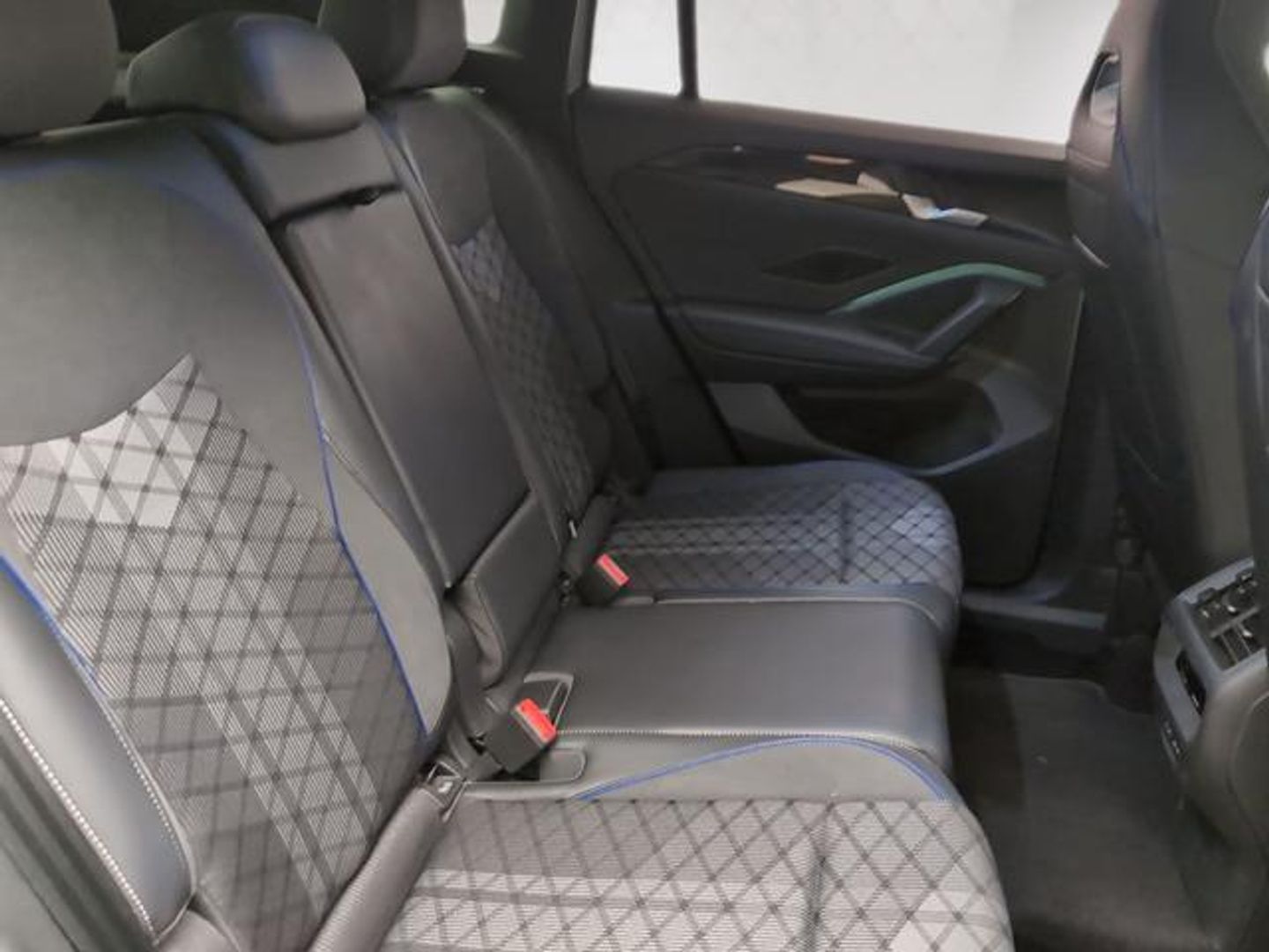 Volkswagen Tiguan R-Line 1.5 eTSI 110 kW (150 CV) DSG